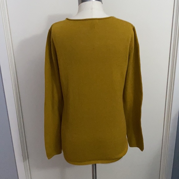 ‼️CLOSET CLOSING‼️ - Picture 3 of 4